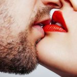 can a wart be transmitted by kissing on the lips?